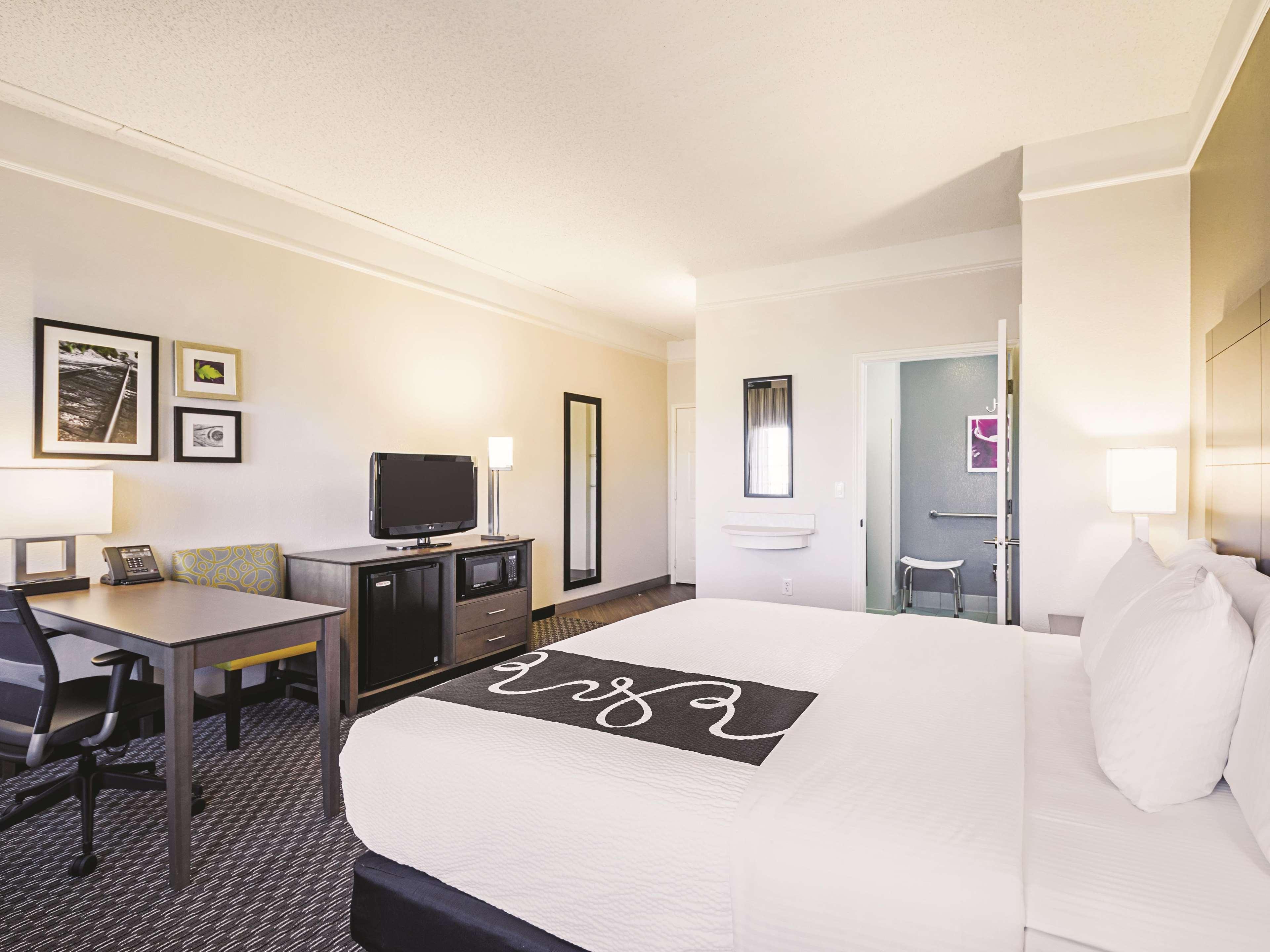 La Quinta By Wyndham At The Domain Hotel Austin